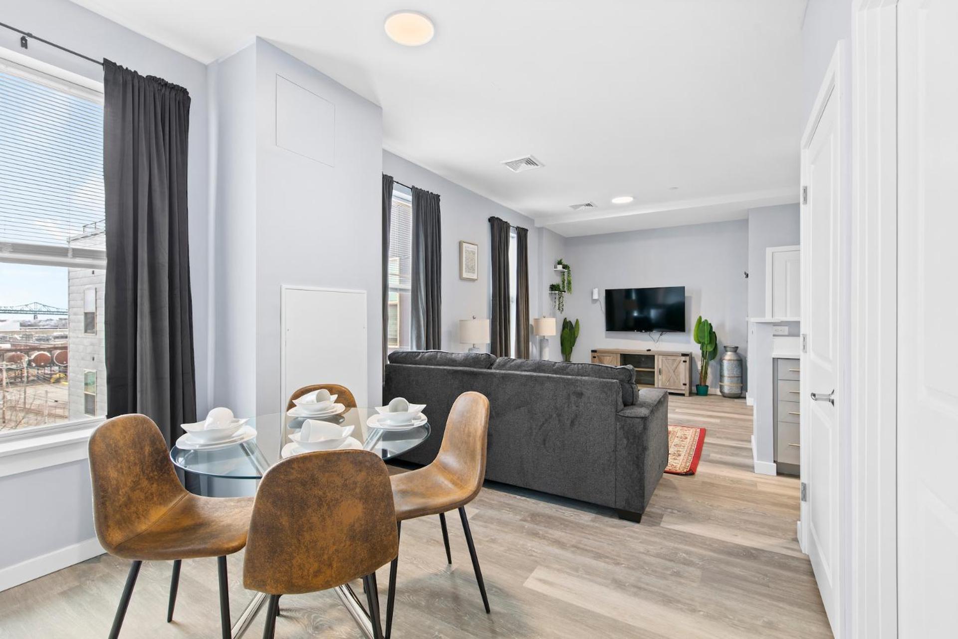 Furnished Apartments Near Encore Everett Exterior photo